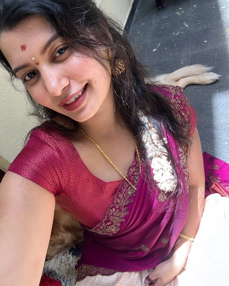 Neha Sharma call girl service available 24x7 full safe and secure 🥰😘